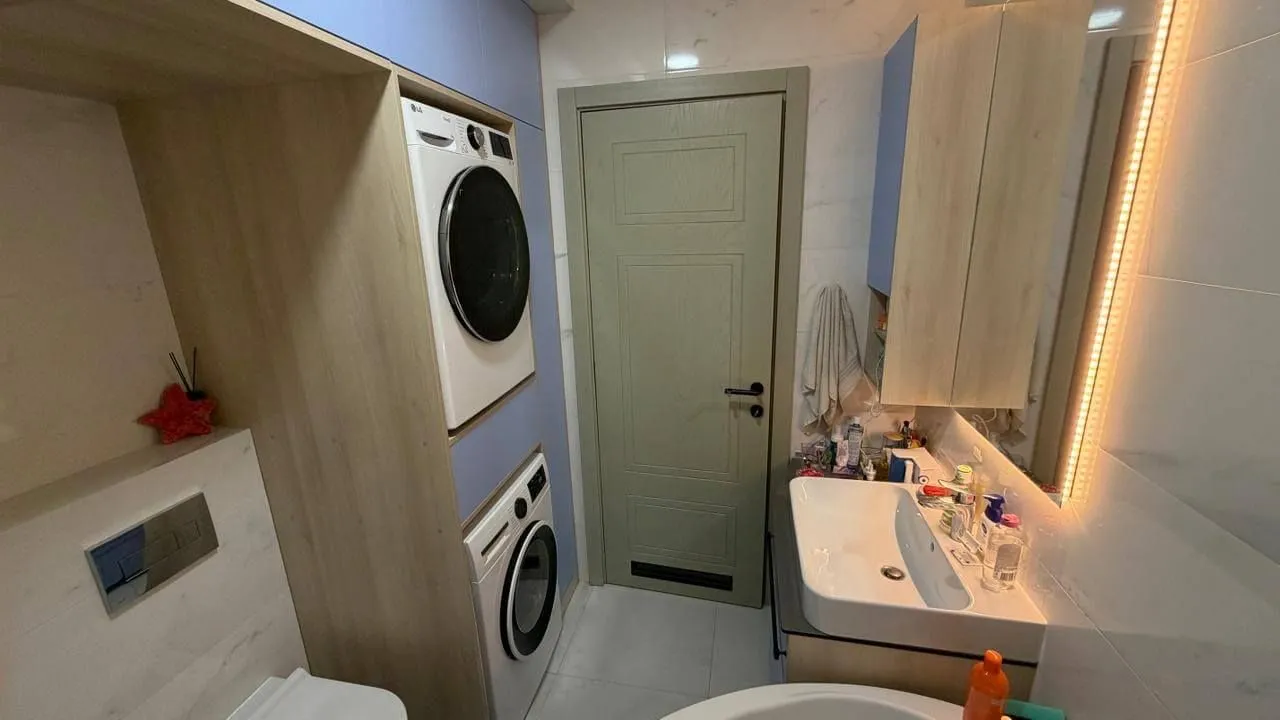Prodaja, trosoban stan, 112m², Centar, Bar