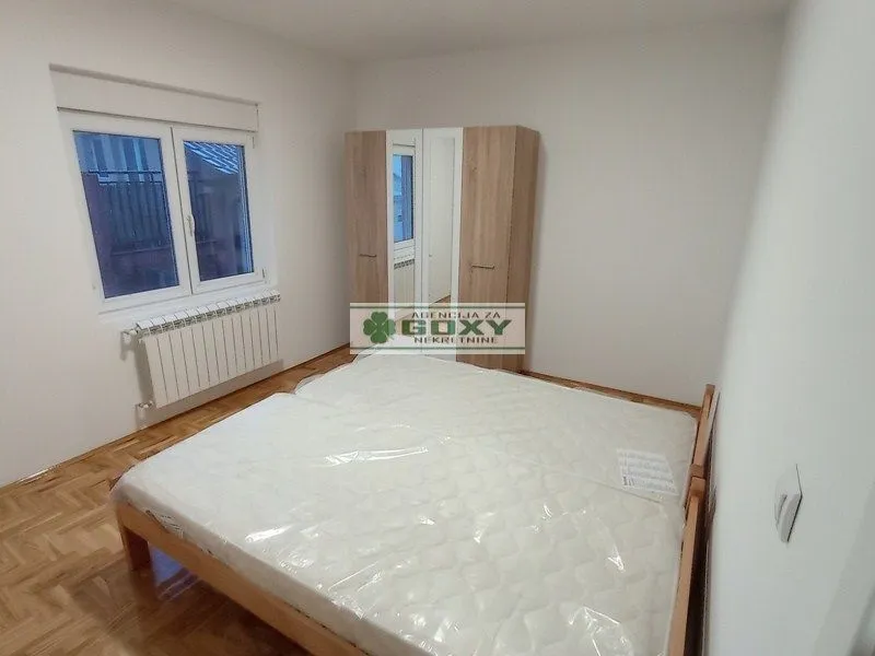 Sale, three bedroom apartment, 67m², Altina, Beograd