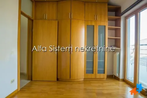 Izdavanje, četvorosoban stan, 222m², Tašmajdan, Palilula Sve Podlokacije - image 9