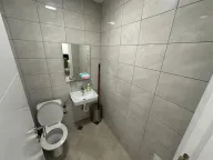 Izdavanje, poslovni prostor, 100m², Stari Aerodrom, Podgorica - image 11