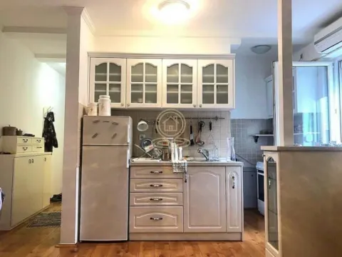 Izdavanje, dvosoban stan, 45m², Podbara, Novi Sad Sve Podlokacije - image 6