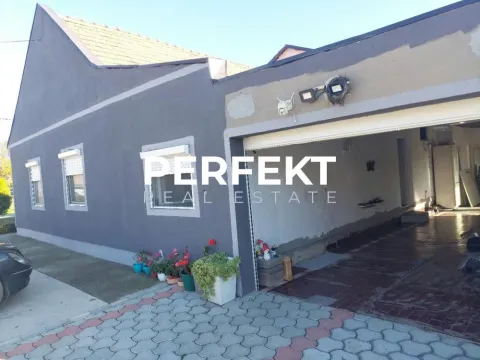 Sale, house, 102m², Pančevo, Srbija - image 1