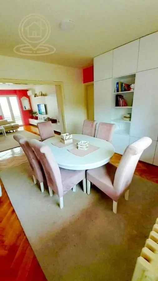 Prodaja, četvorosoban stan, 110m², Medijana, Niš