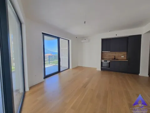 Prodaja, jednosoban stan, 77m², Bečići, Budva - image 4