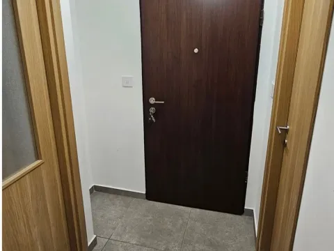 Prodaja, jednosoban stan, 33m², Pobrežje, Podgorica - image 10