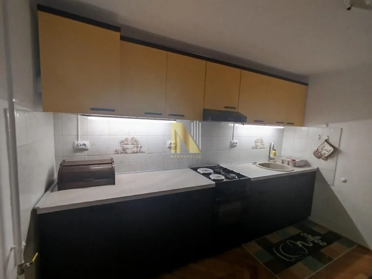 Prodaja, kuća, 128m², Salajka, Novi Sad Sve Podlokacije