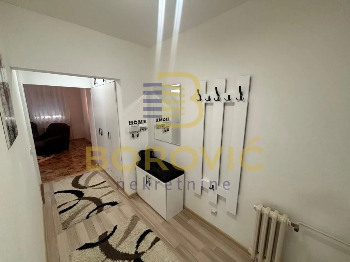 Izdavanje, dvosoban stan, 70m², Novi Beograd Blok 72, Novi Beograd Sve Podlokacije
