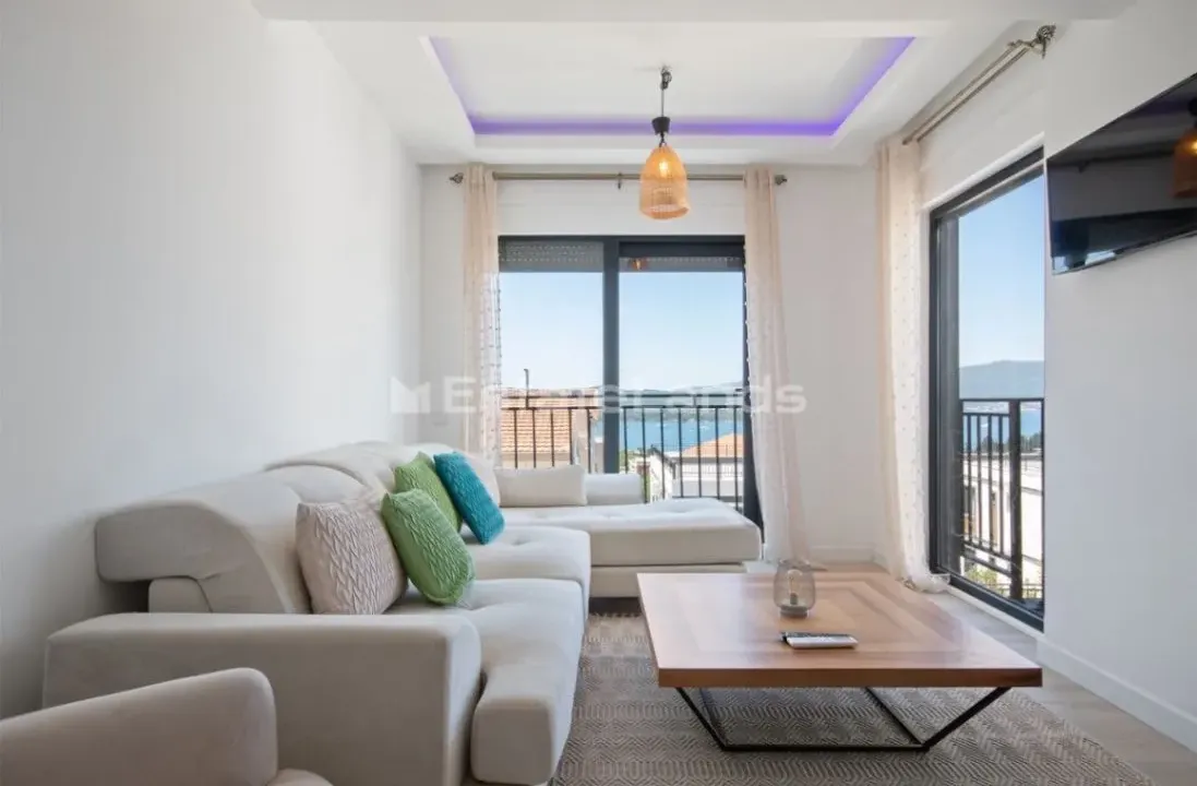 Prodaja, dvosoban stan, 62m², Kava, Tivat