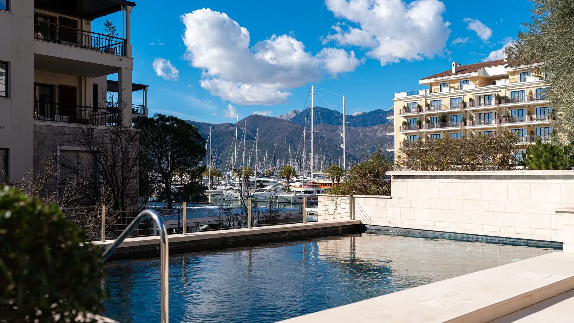 Prodaja, dvosoban stan, 152m², Porto Montenegro, Tivat