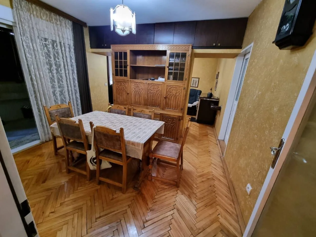 Izdavanje, dvosoban stan, 68m², Zabjelo, Podgorica