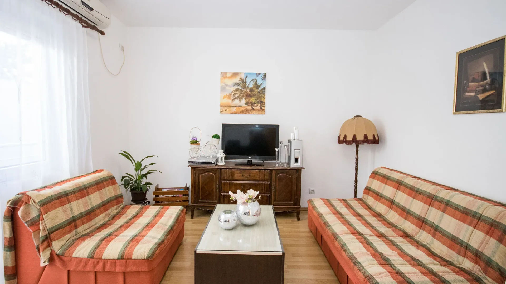 Daily-rent, one bedroom apartment, 50m², Centar, Bar