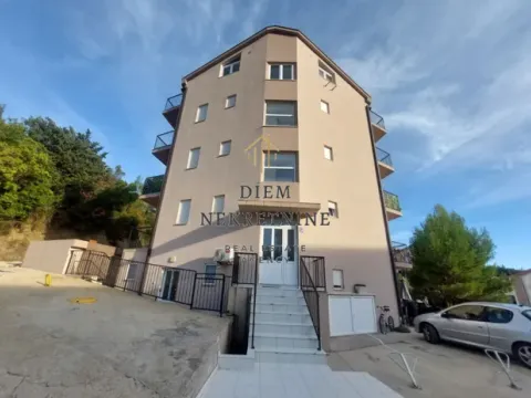 Izdavanje, jednosoban stan, 47m², Igalo, Herceg Novi - image 1