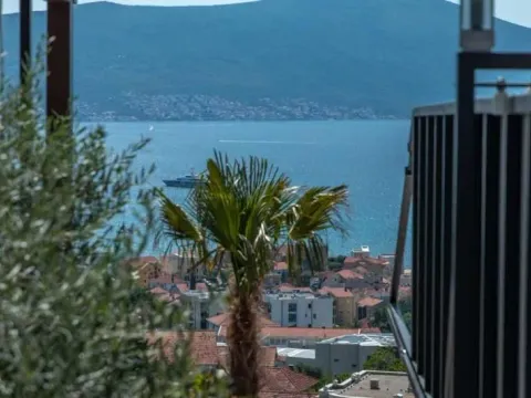 Prodaja, kuća, 452m², Marići, Tivat - image 35