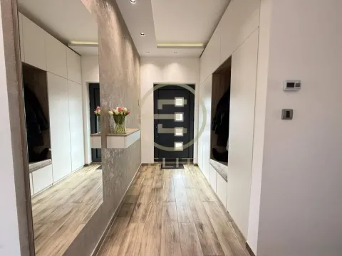 Prodaja, kuća, 165m², Petrovaradin, Novi Sad - image 36