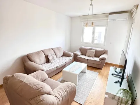 Prodaja, jednosoban stan, 45m², New City, Podgorica - image 2