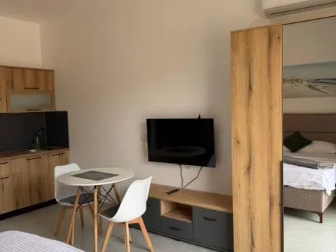 Sale, studio apartment, 35m², Utjeha, Ulcinj - image 1