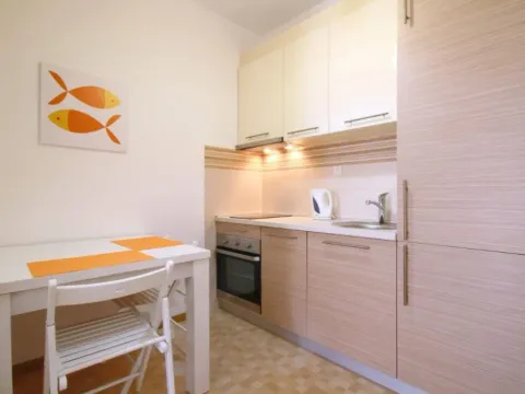 Izdavanje, jednosoban stan, 40m², Stari Grad, Budva - image 6