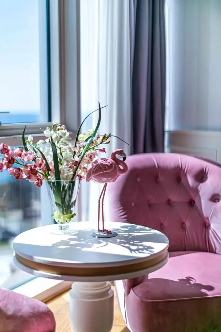 Izdavanje, jednosoban stan, 77m², Tre Canne, Budva
