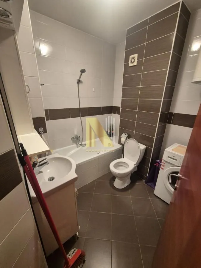Izdavanje, dvosoban stan, 40m², Grbavica, Novi Sad Sve Podlokacije
