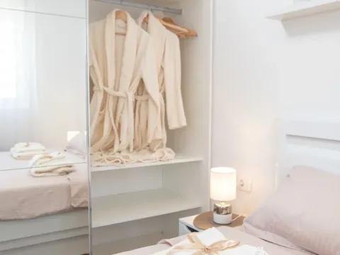 Izdavanje, jednosoban stan, 50m², Budva, Crna Gora - image 9