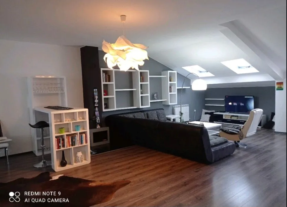 Prodaja, trosoban stan, 133m², Zvezdara, Zvezdara Sve Podlokacije