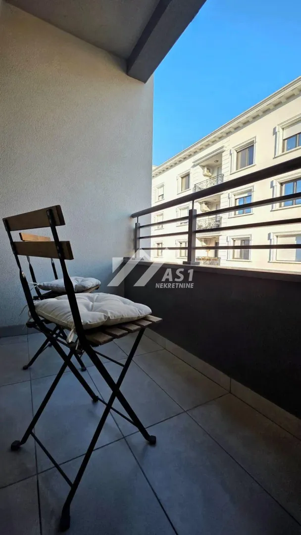 Izdavanje, dvosoban stan, 42m², Rotkvarija, Novi Sad Sve Podlokacije