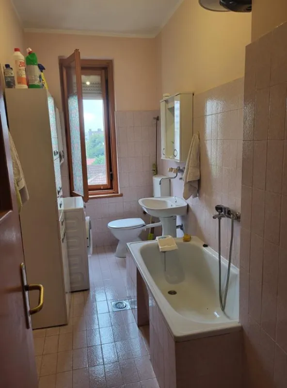 Sale, two bedroom apartment, 140m², Gorica C, Podgorica