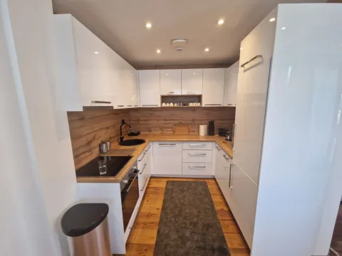 Prodaja, stan, 300m², Budva, Crna Gora - image 9