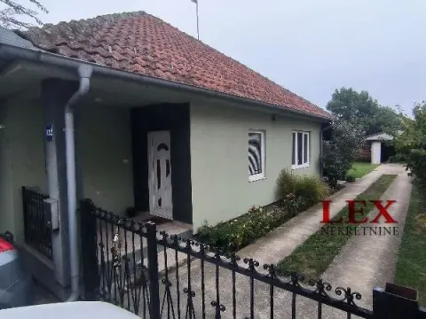 Prodaja, kuća, 107m², Pecinci, Srbija - image 18