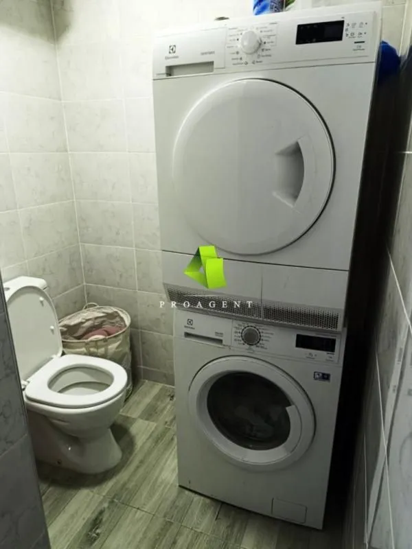 Prodaja, kuća, 325m², Palilula, Niš