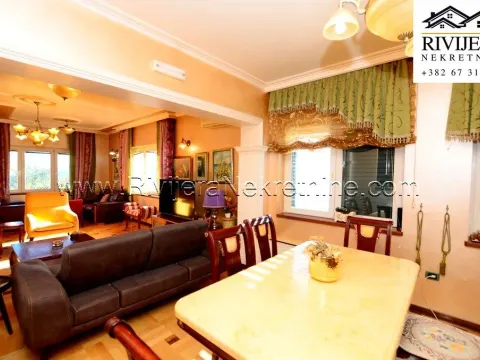Prodaja, kuća, 296m², Centar, Herceg Novi - image 11