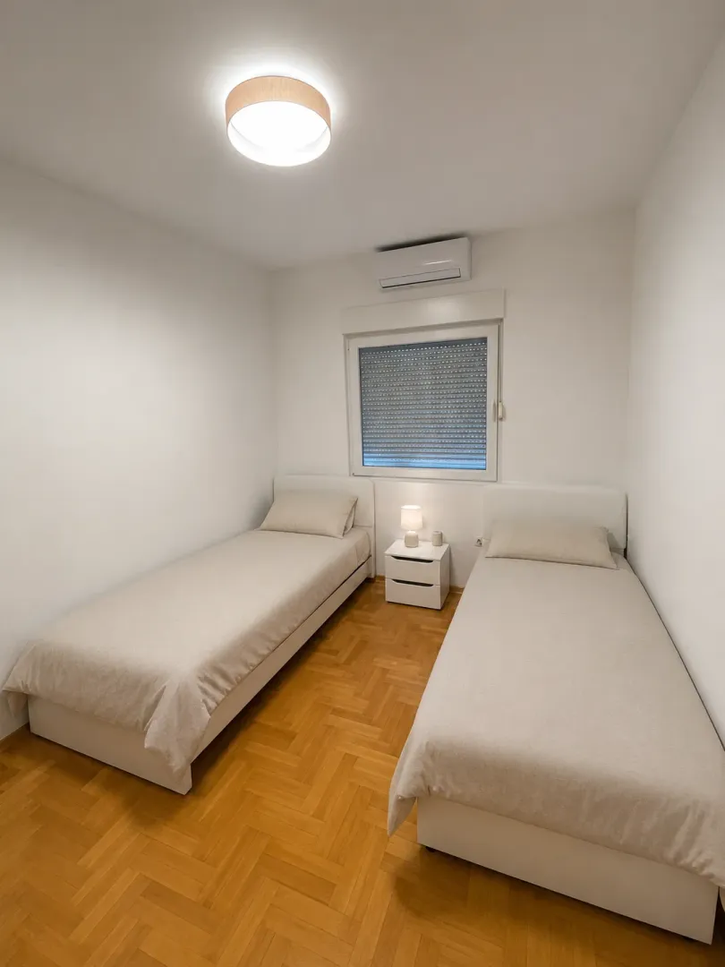 Prodaja, dvosoban stan, 76m², Centar, Nikšić