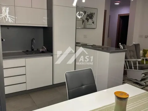 Izdavanje, trosoban stan, 60m², Grbavica, Novi Sad Sve Podlokacije - image 4