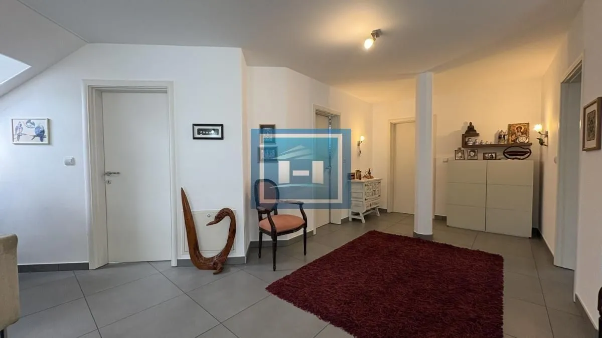 Prodaja, kuća, 489m², Budžino brdo, Jagodina