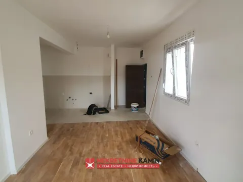 Sale, one bedroom apartment, 41m², Podkošljun, Budva - image 3