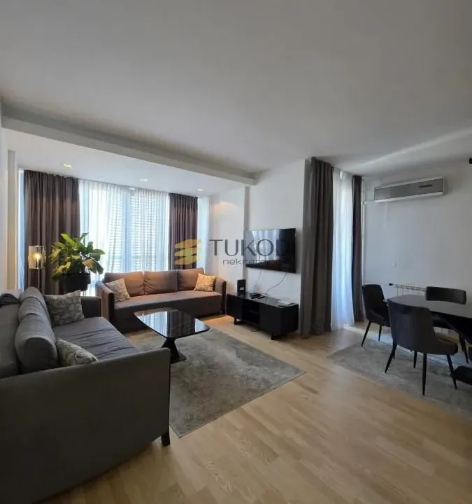 Izdavanje, trosoban stan, 85m², Stari Grad, Beograd