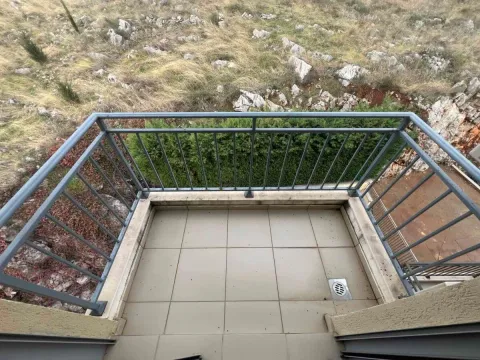 Prodaja, jednosoban stan, 55m², Gorica C, Podgorica - image 16