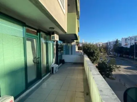 Izdavanje, poslovni prostor, 21m², Preko Morače, Podgorica - image 5