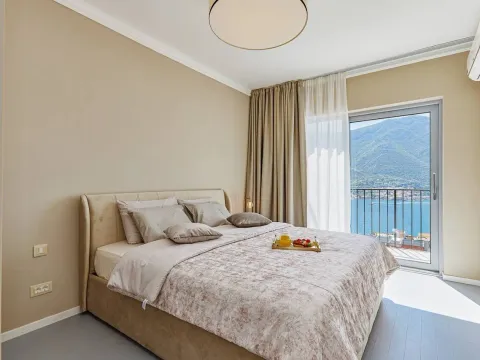 Prodaja, trosoban stan, 158m², Dobrota, Kotor - image 6