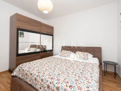 Rent, two bedroom apartment, 87m², Momišići, Podgorica - image 10