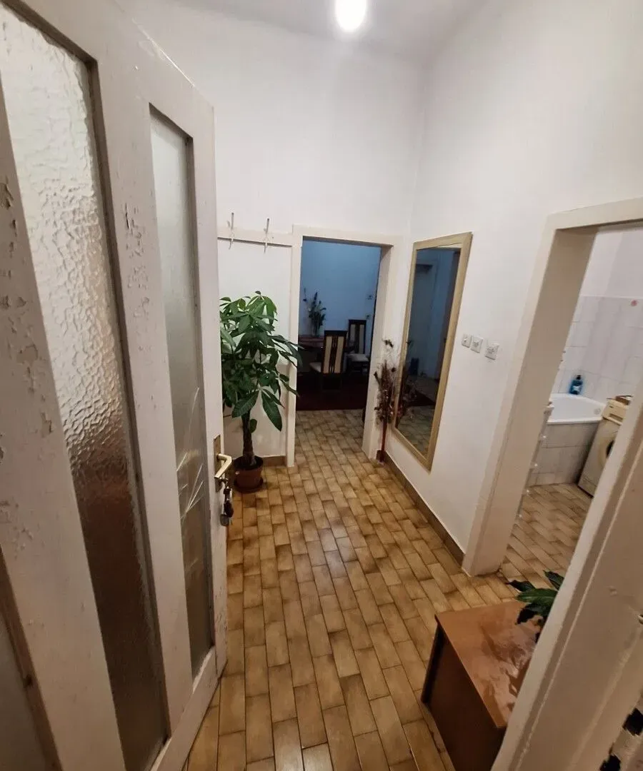 Prodaja, jednosoban stan, 60m², Masline, Podgorica