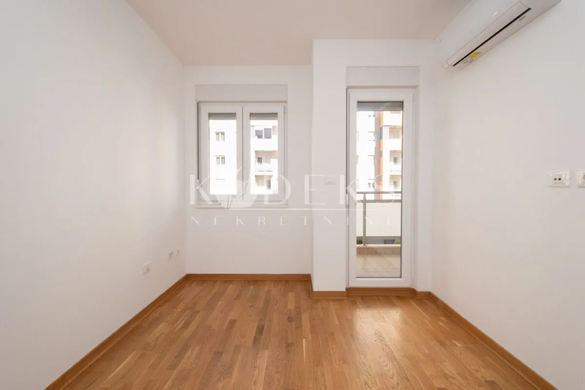 Rent, two bedroom apartment, 64m², City Kvart, Podgorica