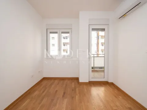 Izdavanje, dvosoban stan, 64m², City Kvart, Podgorica - image 5