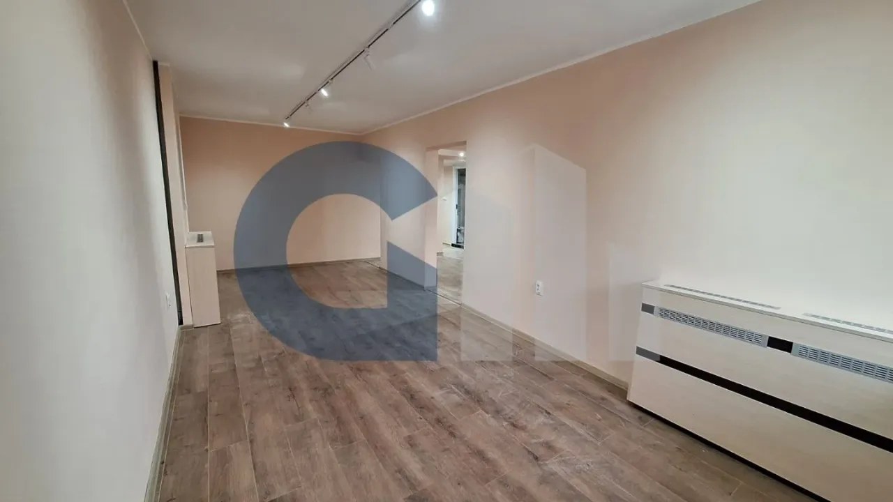 Prodaja, poslovni prostor, 91m², Čukarica, Beograd