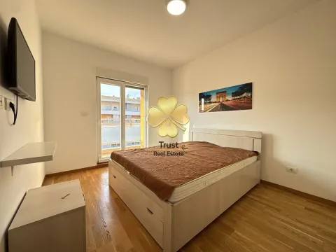 Izdavanje, jednosoban stan, 50m², City Kvart, Podgorica - image 6