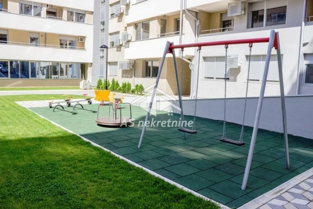 Izdavanje, dvosoban stan, 51m², Cvetkova Pijaca, Zvezdara Sve Podlokacije