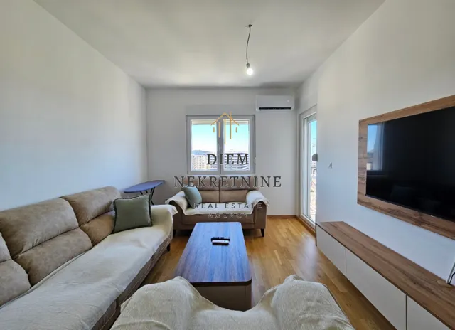 Izdavanje, jednosoban stan, 43m², Ilino, Bar