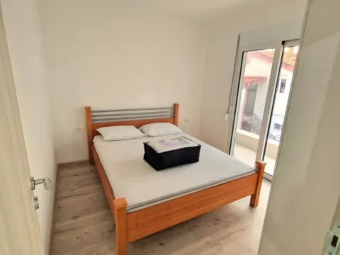 Izdavanje, jednosoban stan, 40m², Šušanj, Bar - image 3