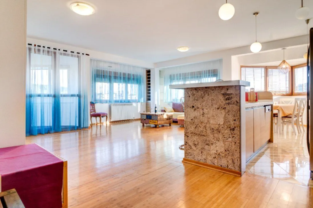 Rent, three bedroom apartment, 118m², Vezirov Most, Podgorica