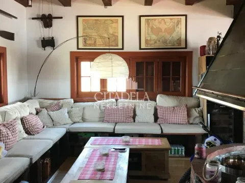 Rent, house, 200m², Surčin, Beograd - image 2